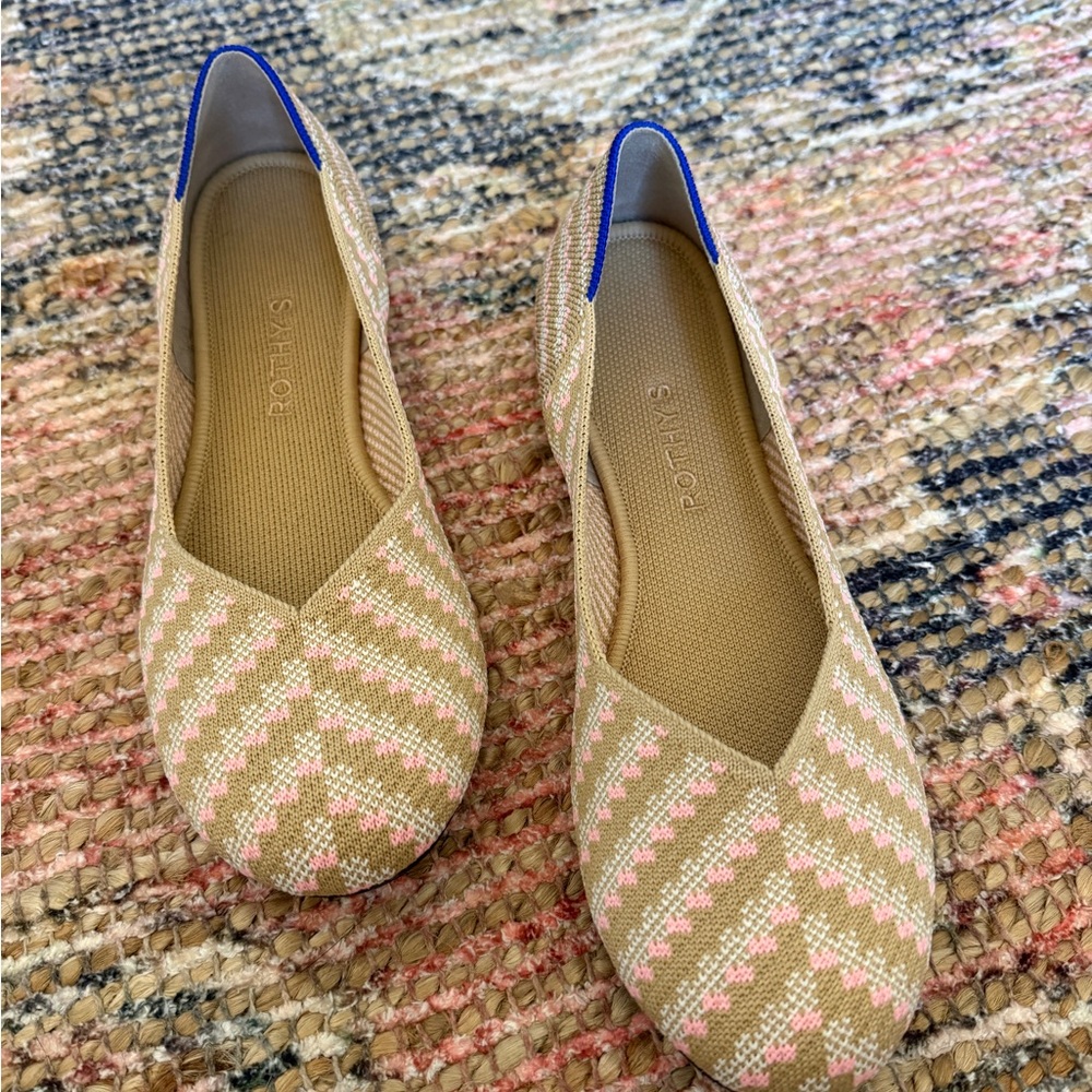 Rothy's Tan and Pink Chevron Slip-On Flats